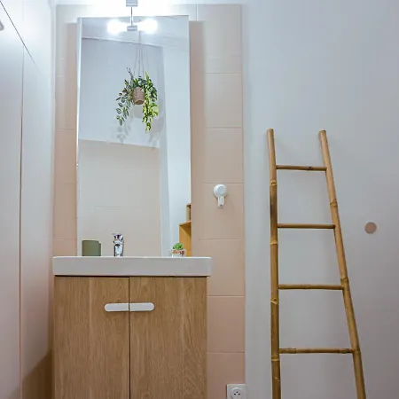 Le Nid De L'ecusson Apartamento